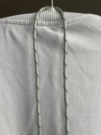 Light Grey Reflector.