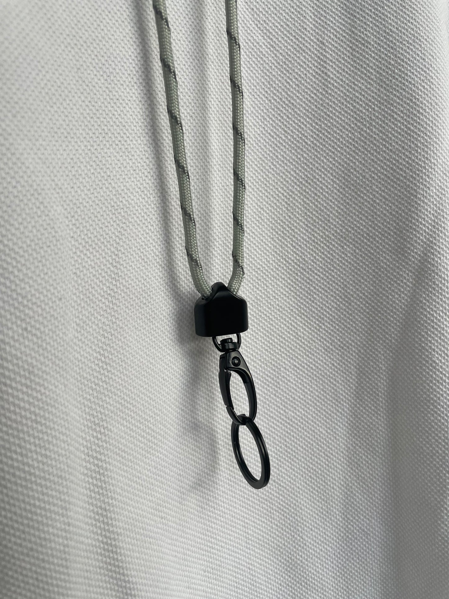 Light Grey Reflector.