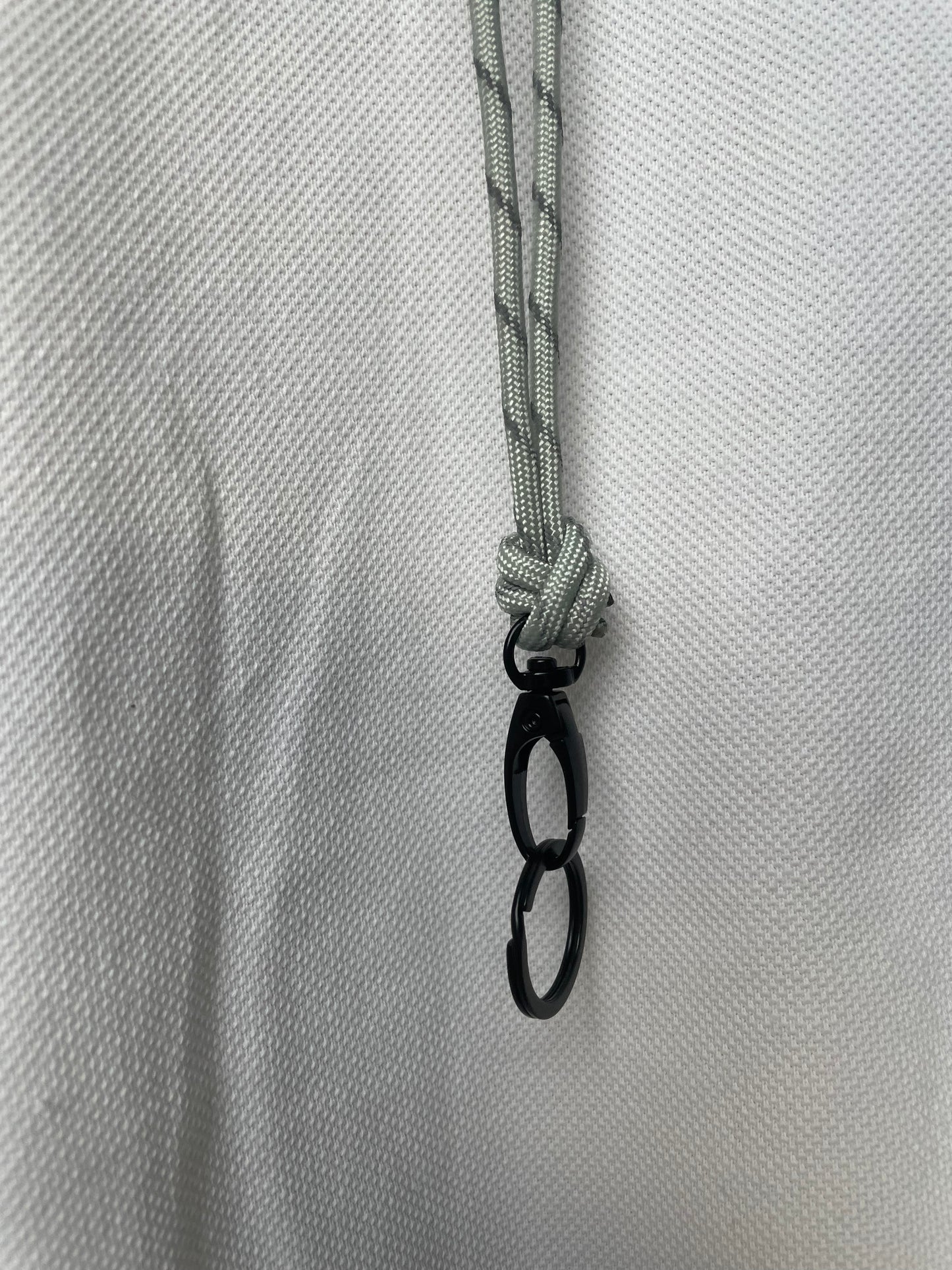 Light Grey Reflector.