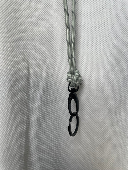 Light Grey Reflector.