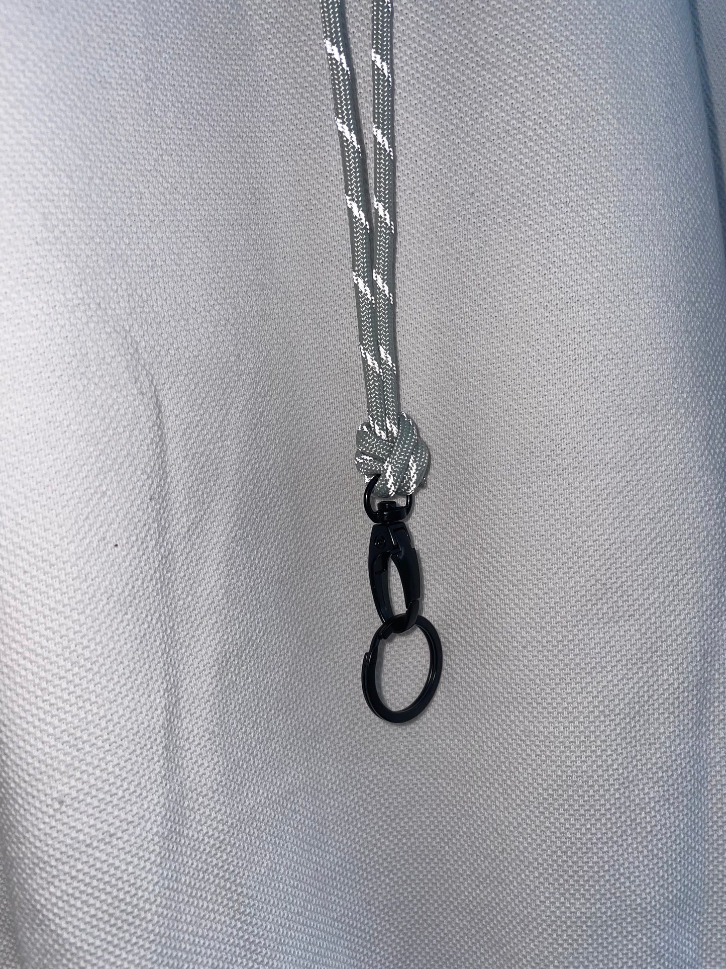 Light Grey Reflector.